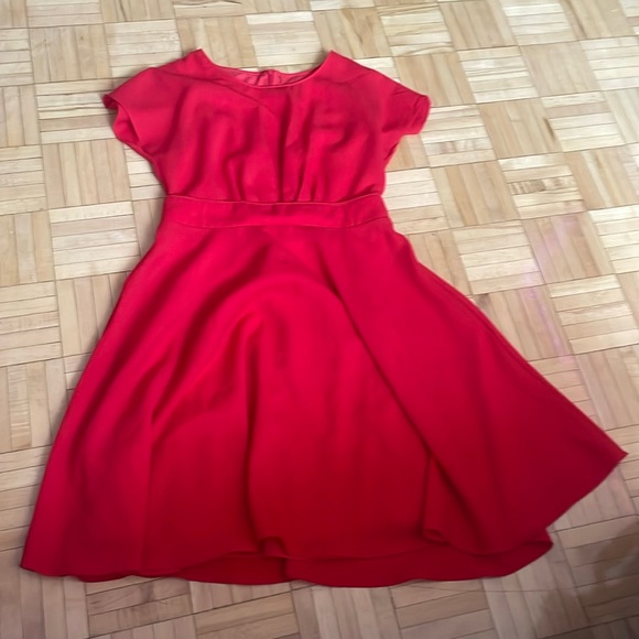 little red dress - Picture 1 of 3